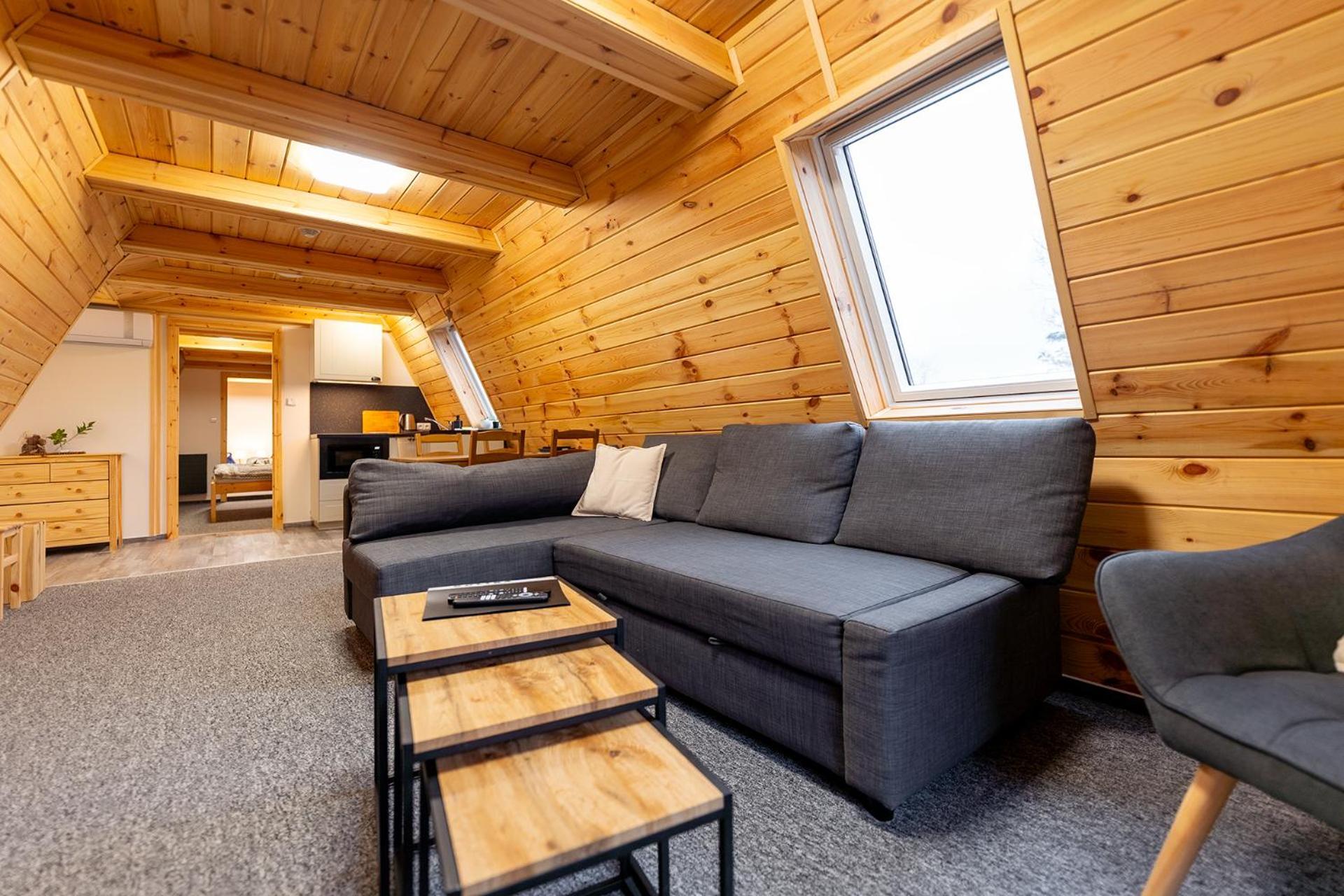 Wellness Pension Koliba Komorní Lhotka Esterno foto